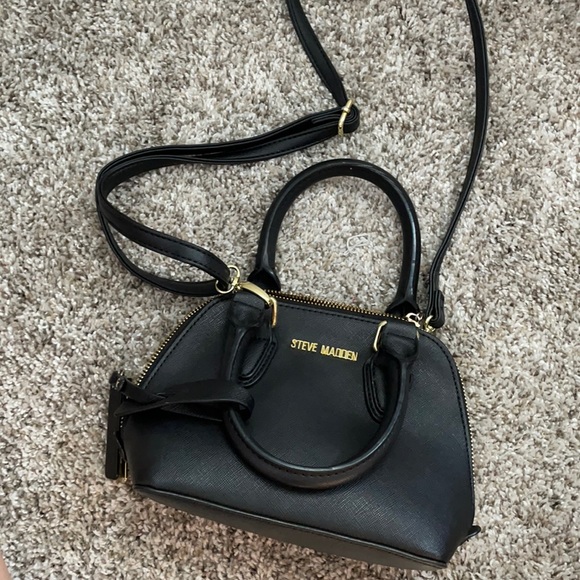 Steve Madden Handbags - Steve Madden Black Purse